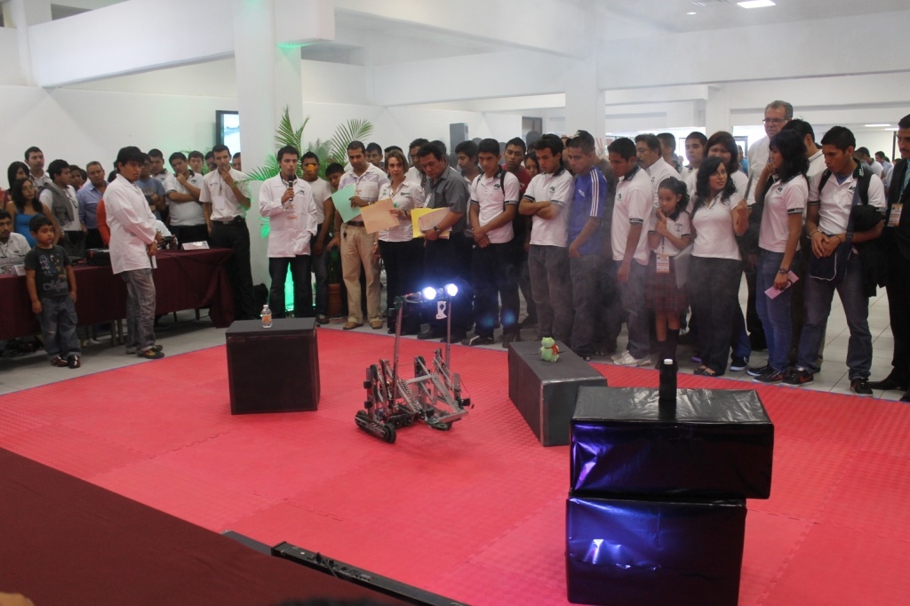 THE TECHNOLOGICAL UNIVERSITY OF MATAMOROS WINS AGAIN NATIONAL ROBOTICS CHAMPIONSHIP