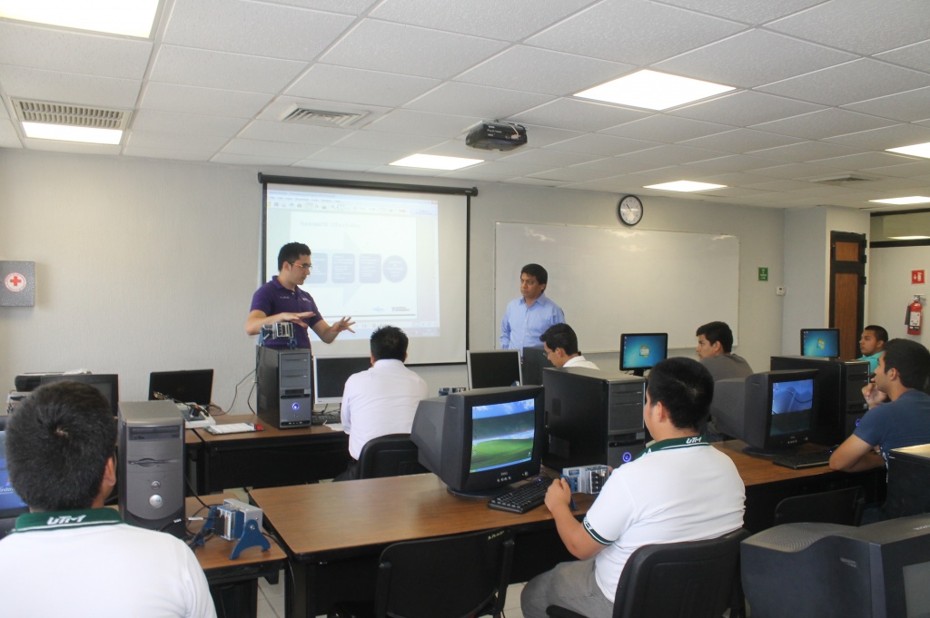 Suma UTM a sus laboratorios avances tecnológicos de National Instruments