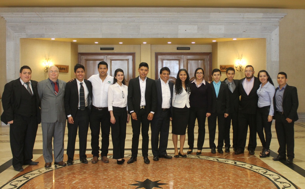 A través de alumnos de la Universidad Tecnológica de Matamoros: La construcción de paneles solares y la producción de biodisel proyecta Comité de Promoción de Ciencia para 2016: Tovar Lara