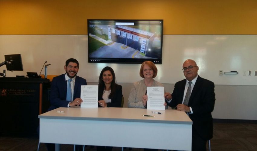 Consolidan Memorándum de Entendimiento entre Arkansas Tech University  y UTMatamoros