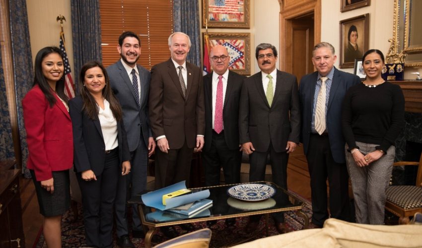 RECTORÍA DE UT MATAMOROS CONCLUYE CON GRAN ÉXITO GIRA POR ARKANSAS.