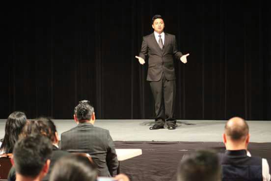 Estudiante de la UTM gana el primer lugar regional en oratoria.