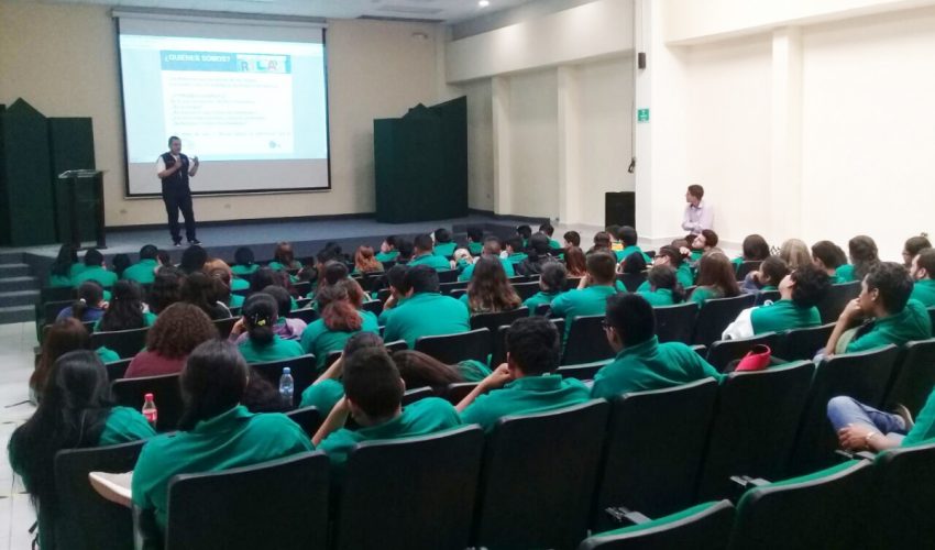 ALUMNOS DE LA UTM PARTICIPAN EN SEMINARIO DE LIDERAZGO IMPARTIDO POR EL CLUB ROTARIO MATAMOROS.