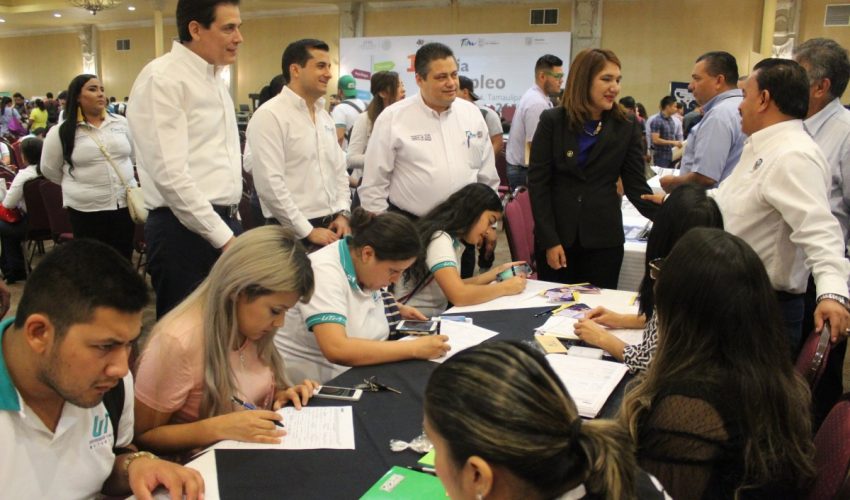 LA UT MATAMOROS PRESENTE EN LA 1RA. FERIA DEL EMPLEO MATAMOROS 2018.