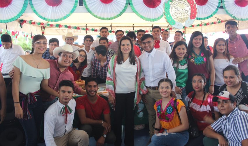 UTM CELEBRA FIESTAS PATRIAS CON EMOTIVO CONCURSO.