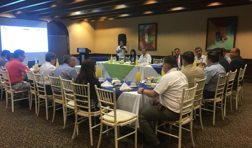 CENTRO DE CERTIFICACIÓN DE INGENIERÍAS CACEI VISITA LA UT MATAMOROS.