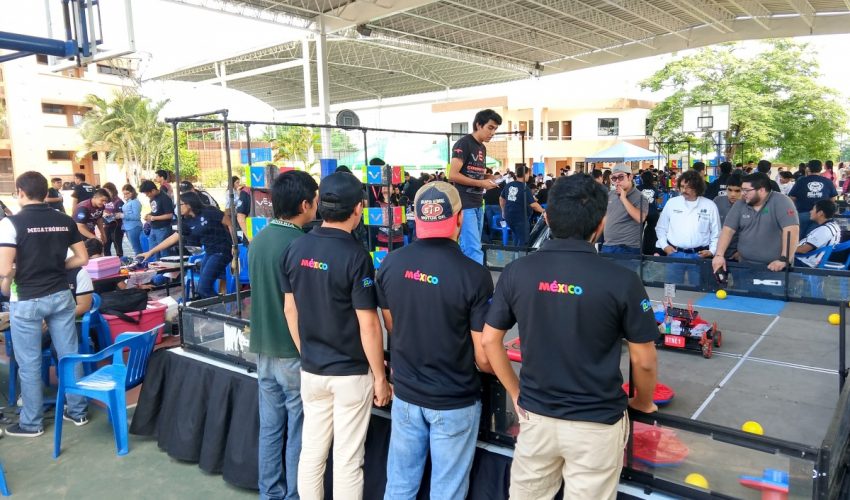 ALUMNOS DE LA UT MATAMOROS PARTICIPAN EN TORNEO REGIONAL DE ROBÓTICA VEX EN TAMPICO.