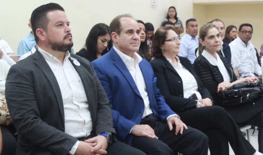 MAGNA CONFERENCIA “LAS NUEVAS FUNCIONES DE LAS UNIVERSIDADES TECNOLÓGICAS EN EL DESARROLLO ECONÓMICO DE TEXAS Y LA FRONTERA”