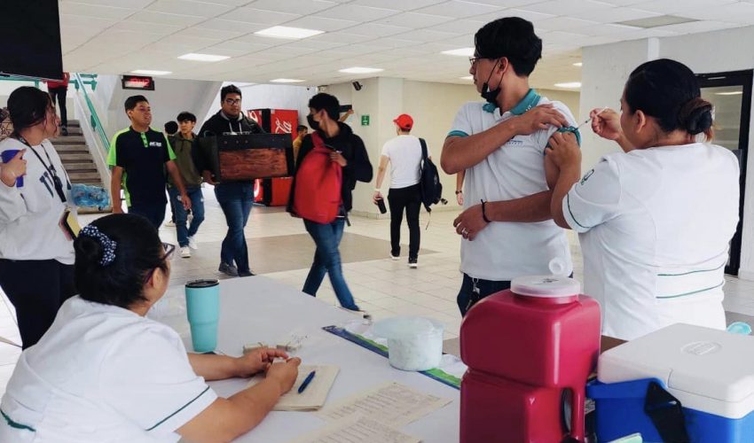 Inicia campaña de vacunación contra Influenza en la UTMatamoros.