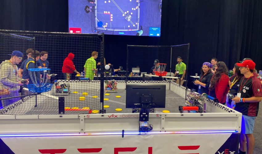 Inicia VEX Robotics World Championship VEX U 2023.