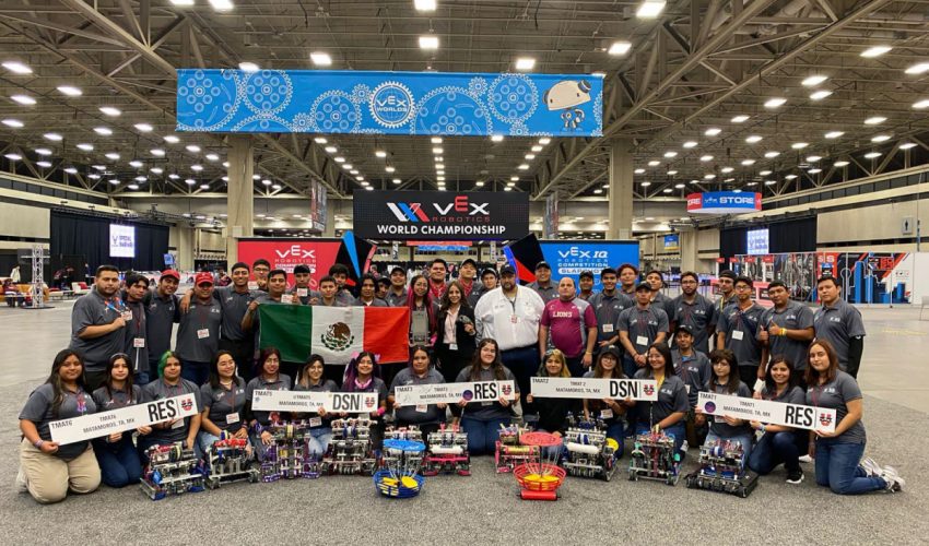 UTM en el Top 10 VEX Robotics World Championship VEX U 2023.