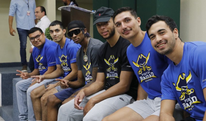 UTMATAMOROS RECIBE VISITA DEL EQUIPO DE BASQUETBOL PROFESIONAL “PIRATAS BAGDAD»