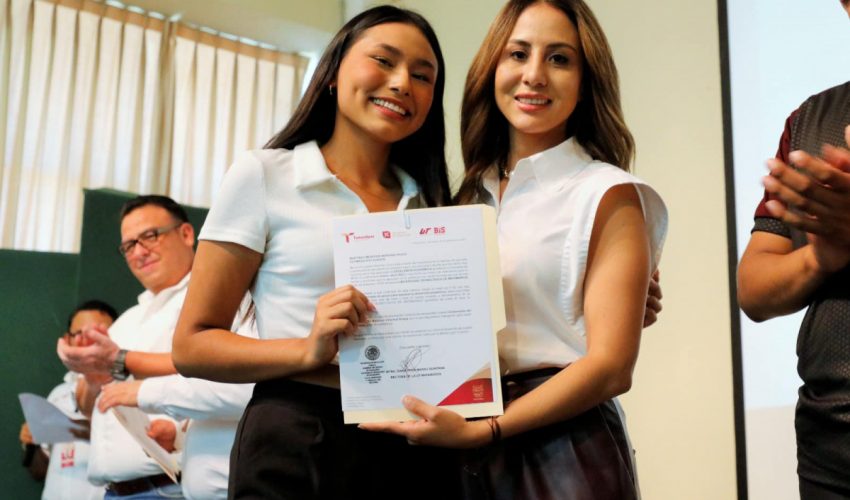 UTM ENTREGA DE RECONOCIMIENTOS A ESTUDIANTES DE EXCELENCIA ACADÉMICA
