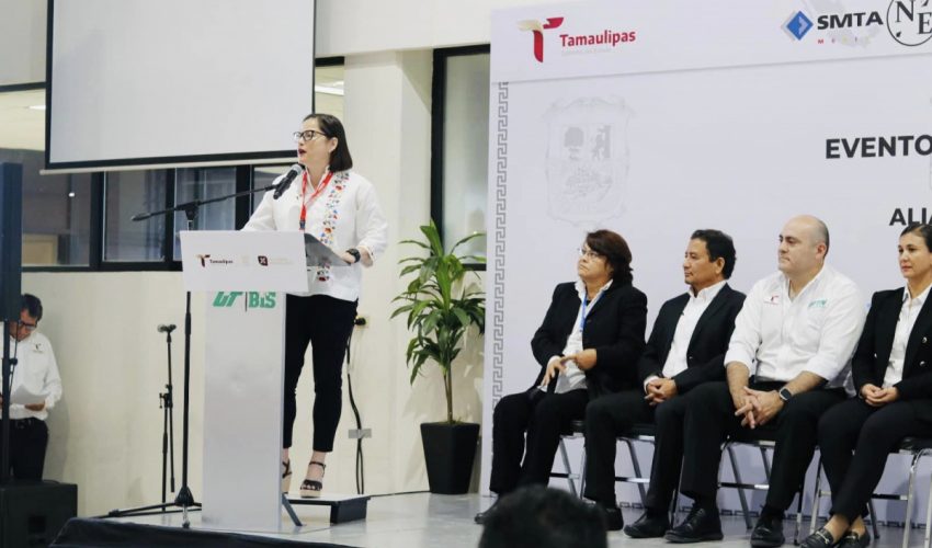 Estudiantes de la UTMatamoros celebrán el Día Internacional del Café.