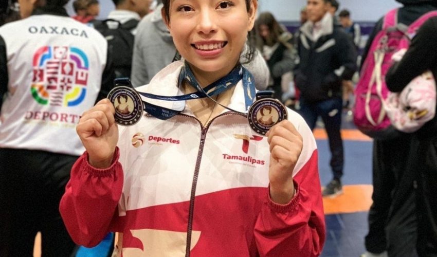 Medalla de Plata en Lucha Olímpica