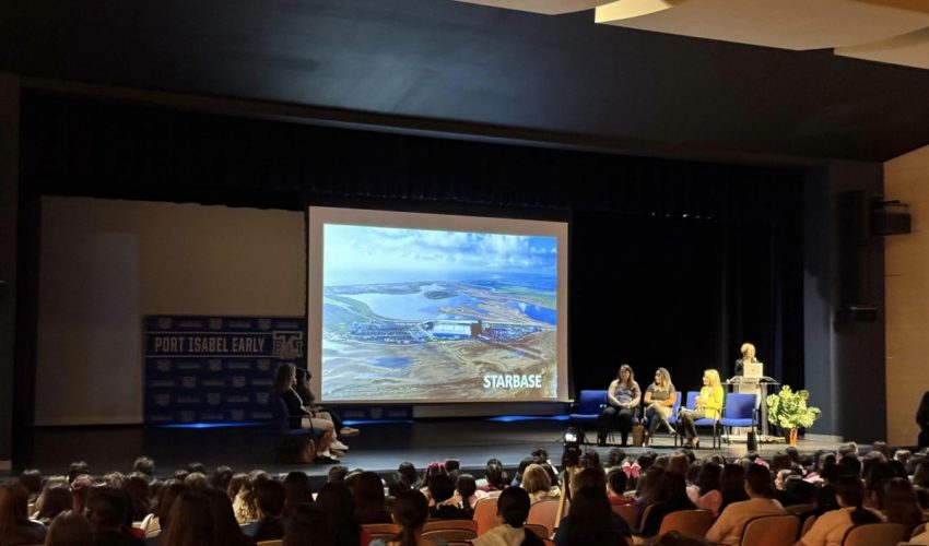 Alumnas de la UT Matamoros presentes en “Girls in Stem Conference” en Puerto Isabel High School.