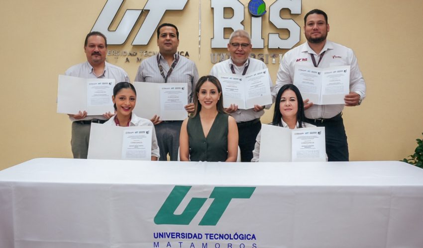 Entrega de Constancias de Participación en el Desarrollo Curricular de Planes y Programas de Estudio