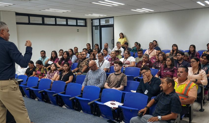 UTMatamoros recibe capacitación en Manejo del Estrés.